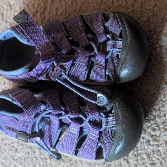 Keens Purple Sandals Size Girls 1 - Picture 4 of 10